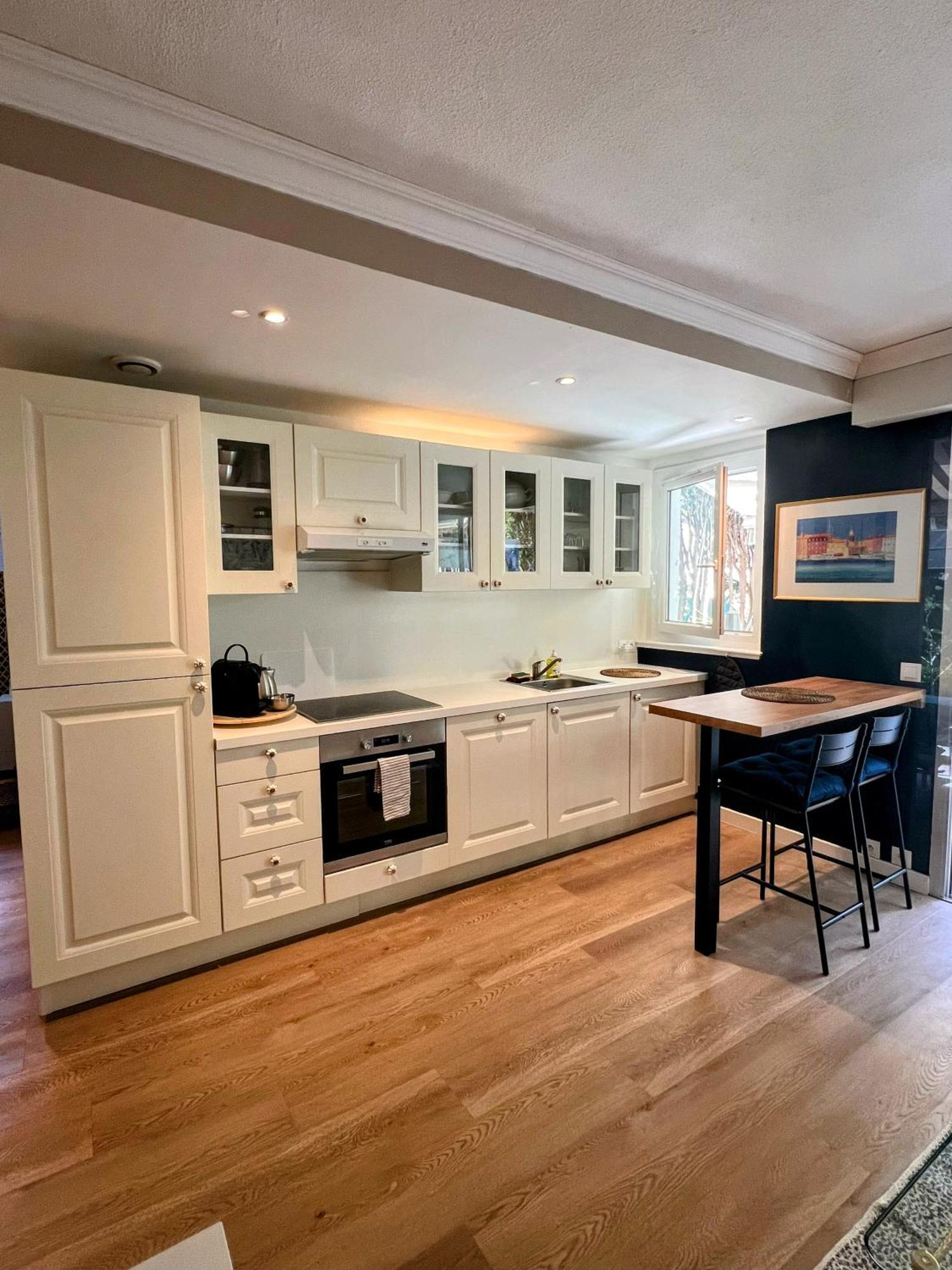 Apartamento Superbe Avec Terrasse Jardin Et Parking Prive