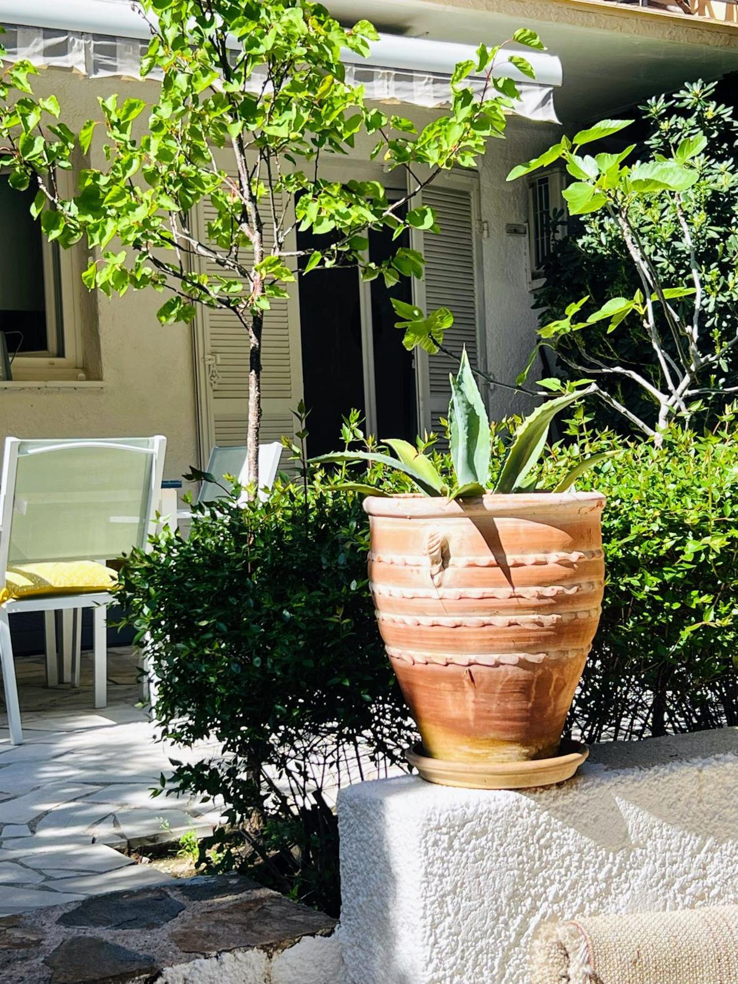 Apartamento Superbe Avec Terrasse Jardin Et Parking Prive Saint-Tropez